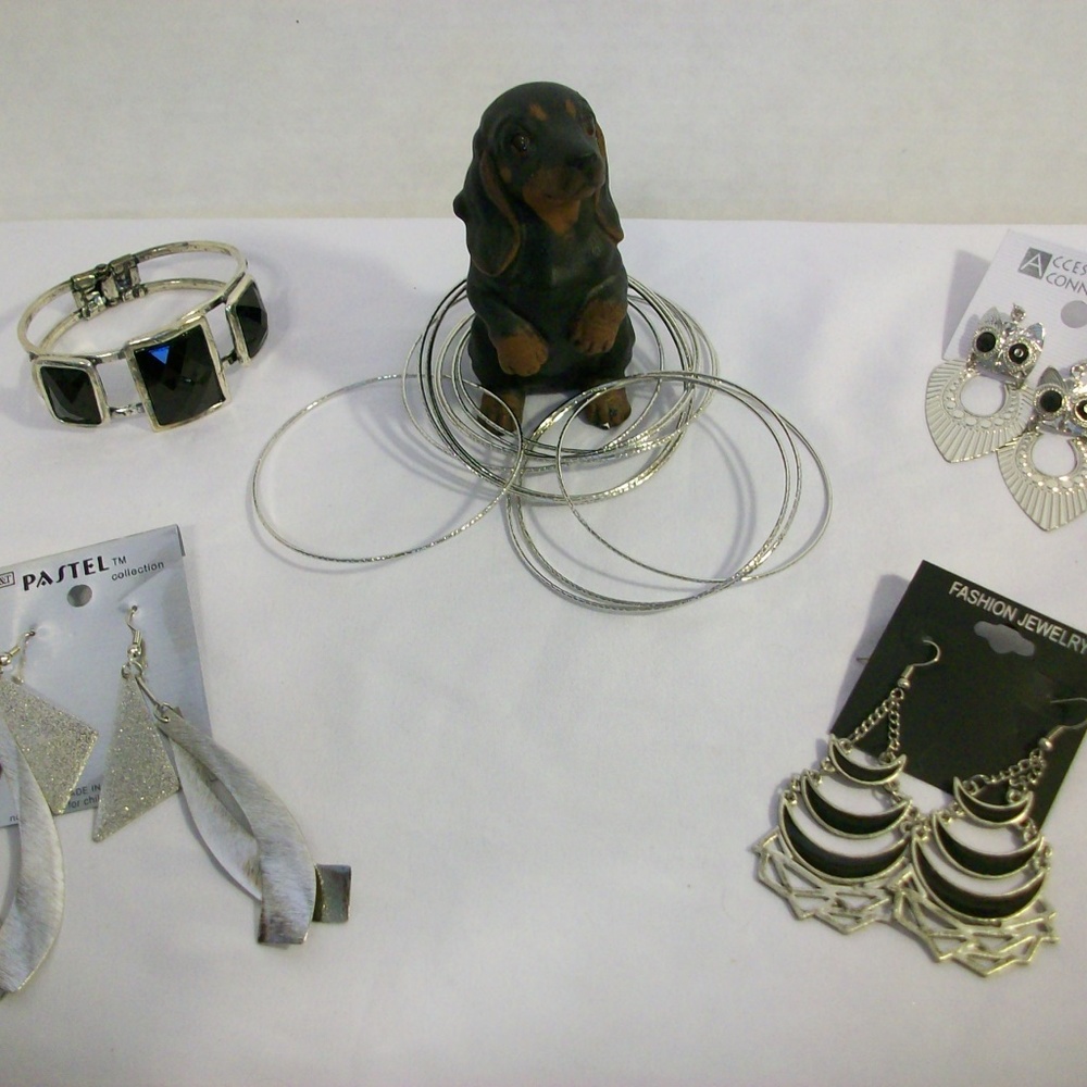 🌞Fashion Jewelry Lot of 5 Pieces